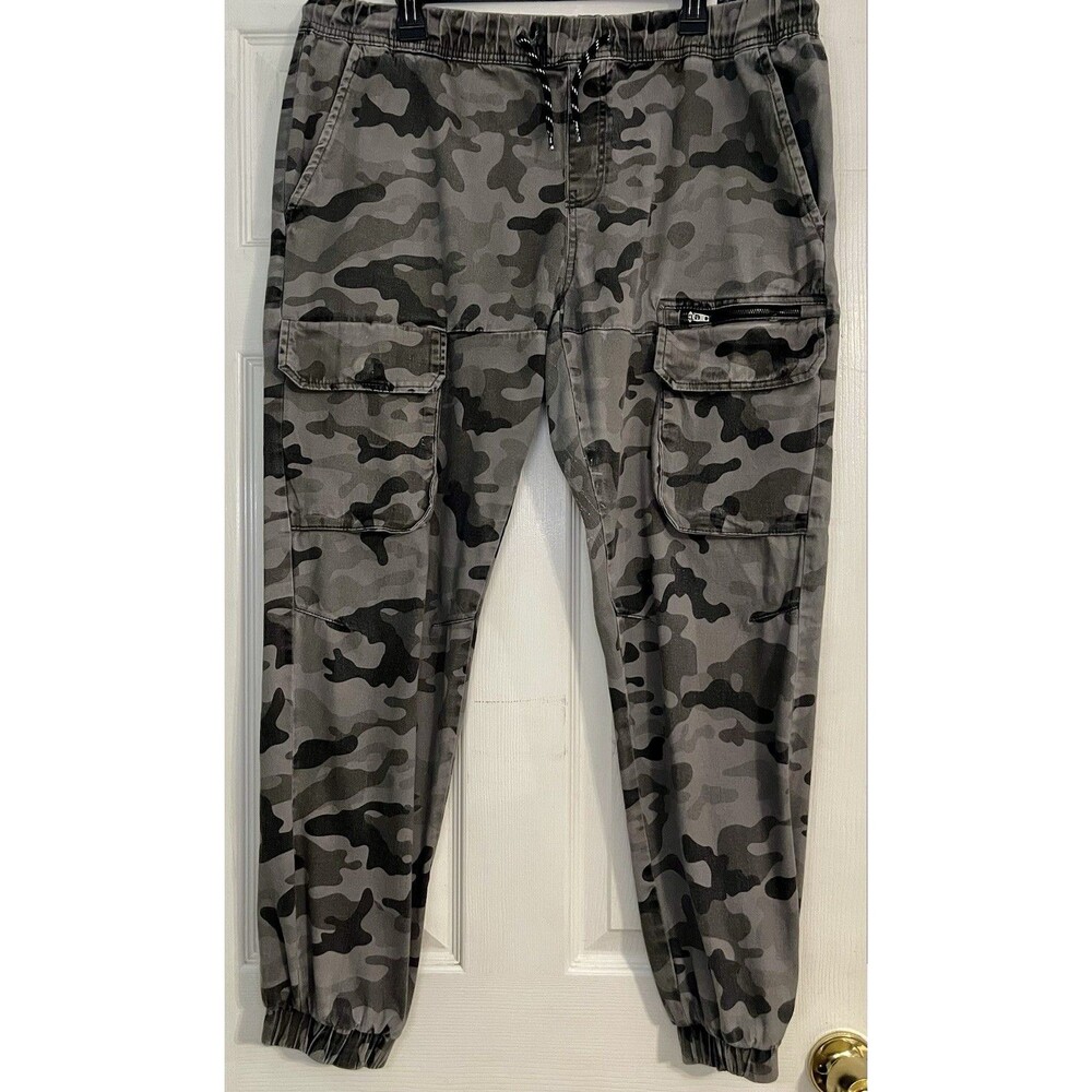 WT02 By South Pole Grey and Black Camouflage Size XL Cargo Utility Joggers